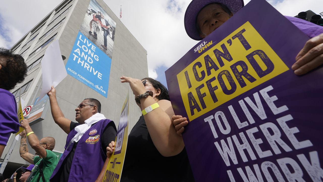 Frontline healthcare workers hold a demonstration amidst workers' simmering concerns over unsafe staffing levels on Labor Day outside Kaiser Permanente Los Angeles Medical Center in Hollywood in Los Angeles, Monday, Sep. 4, 2023. 